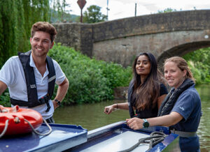 IWHCC RYA Inland Waterways Helmsmans course carousel 4 300x218